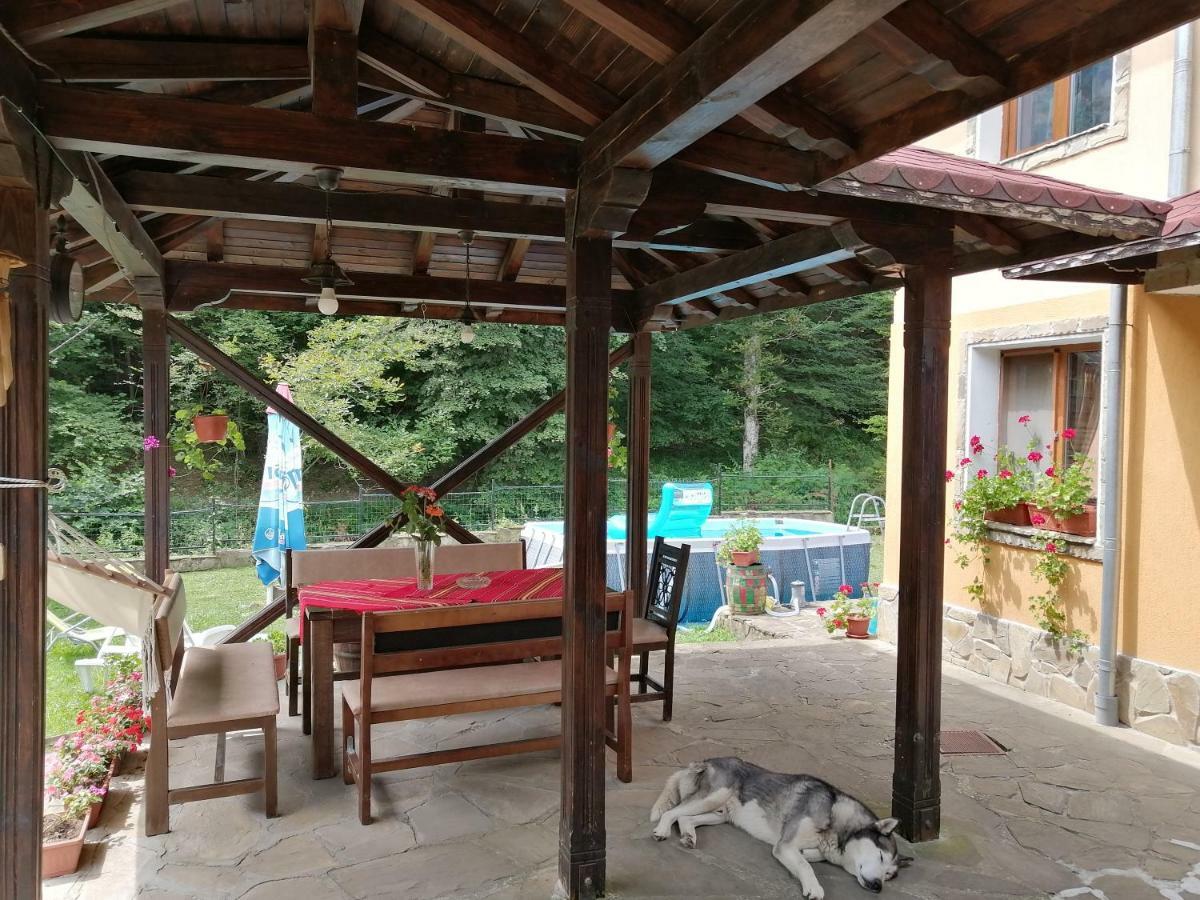 Къща Цвети-1 Трявна Otel Bangeytsi Dış mekan fotoğraf